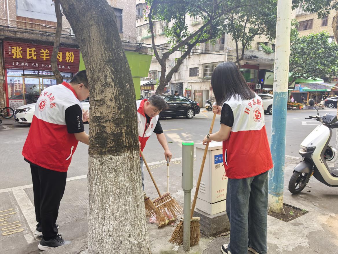 市統(tǒng)計(jì)局積極參與愛國衛(wèi)生專項(xiàng)活動