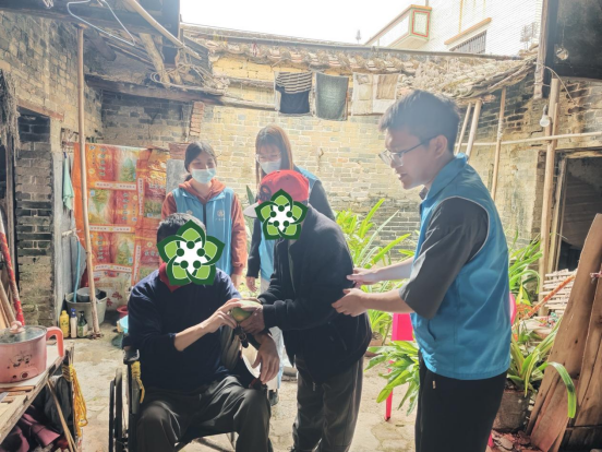 群眾豎起大拇指！龍勝鎮(zhèn)“雙百”社工暖心服務(wù)獲點(diǎn)贊
