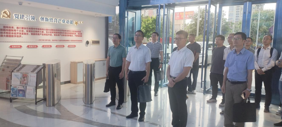 市領(lǐng)導(dǎo)率隊(duì)赴佛山調(diào)研，推動(dòng)我市行業(yè)可信數(shù)據(jù)空間建設(shè)
